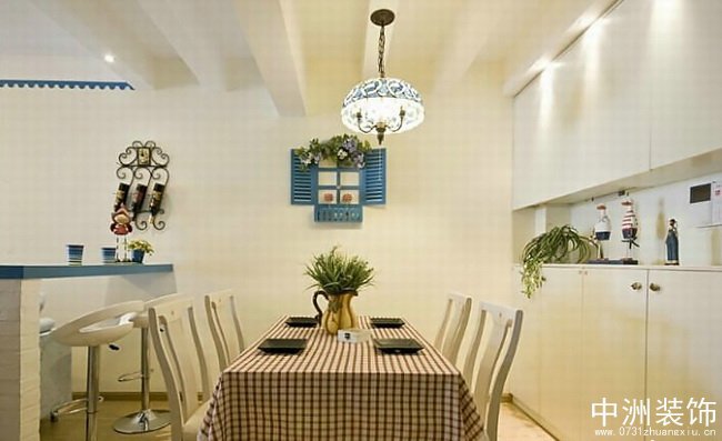 　雨花区小户型演绎地中海设计餐厅装修实景图